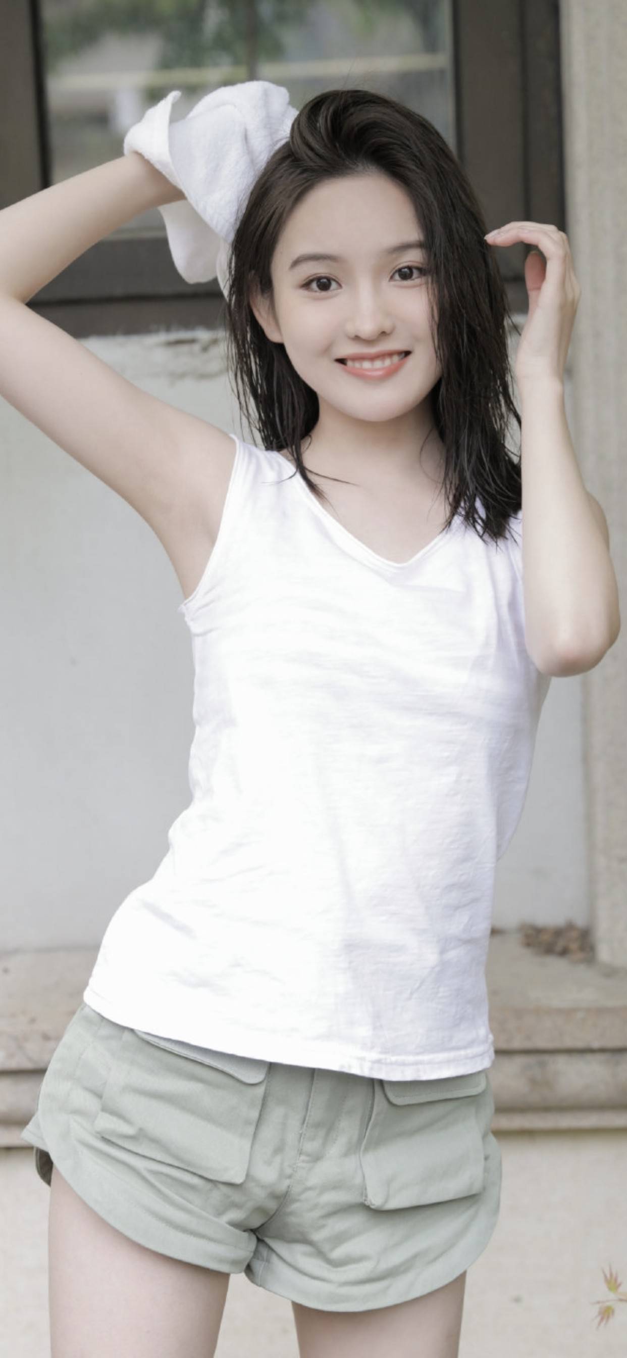 骨子里|喜欢穿裙子的女孩是浪漫、温婉如水的，骨子里都是妩媚的，你说呢