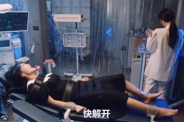 千瑞|《顶楼3》千瑞珍下场惨，痴呆、失忆还被吊灯砸，周丹泰也毁容了！