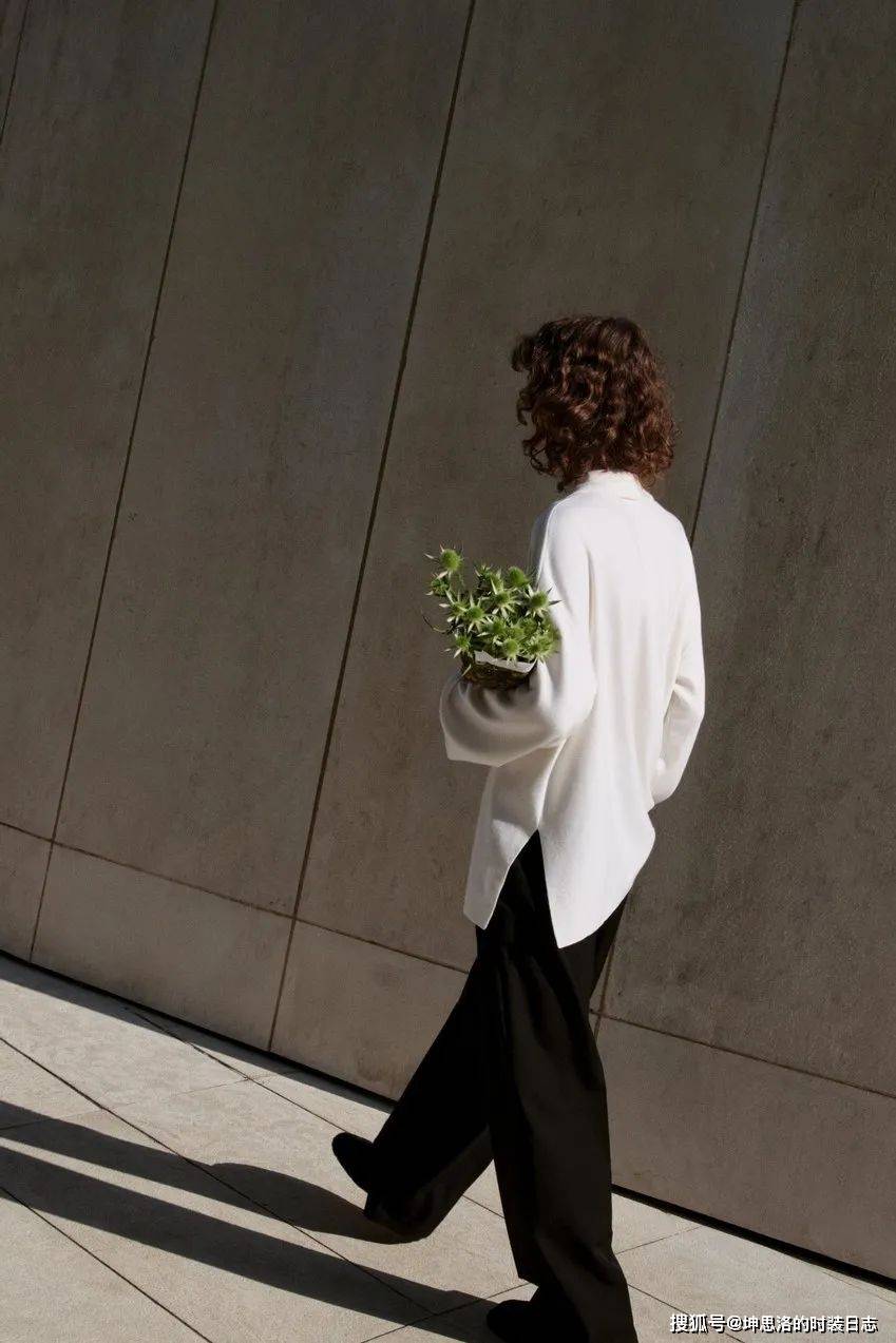 Lim|Limé 2021秋冬丨都市胶囊衣柜计划 “少即是多”的简约质感生活