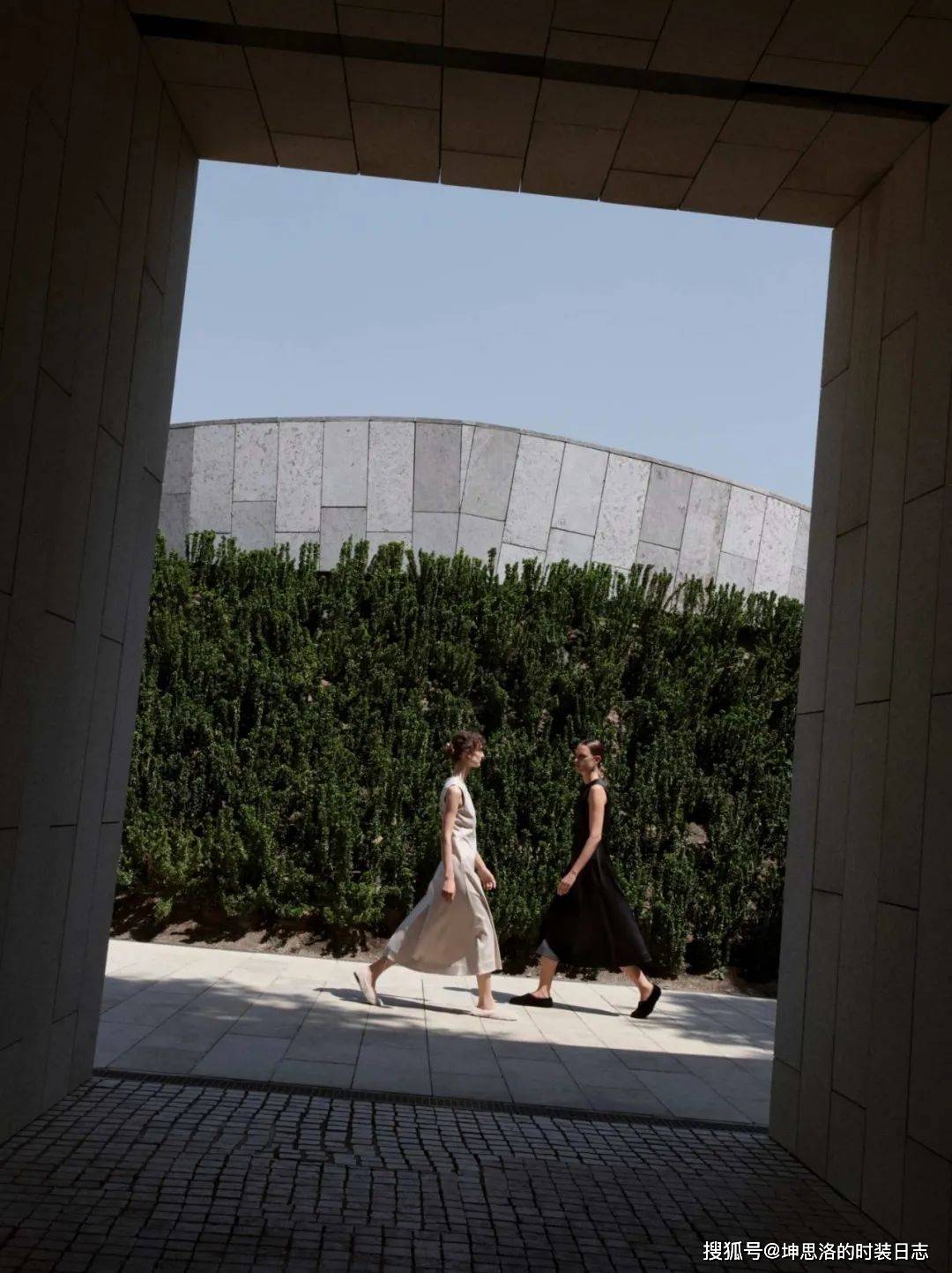 Lim|Limé 2021秋冬丨都市胶囊衣柜计划 “少即是多”的简约质感生活