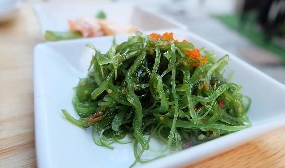 肝脏|秋季是养肝黄金期,平时牢记“多吃3青,做好2事”,肝慢慢变好