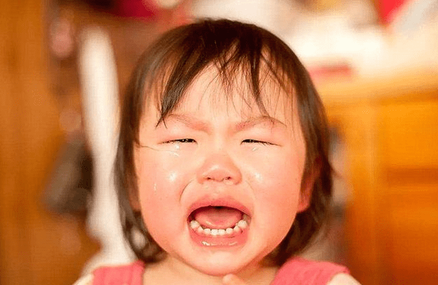 智商|吼孩子既影响娃的智商又对家长不利，换种方式解决，或许更有效果