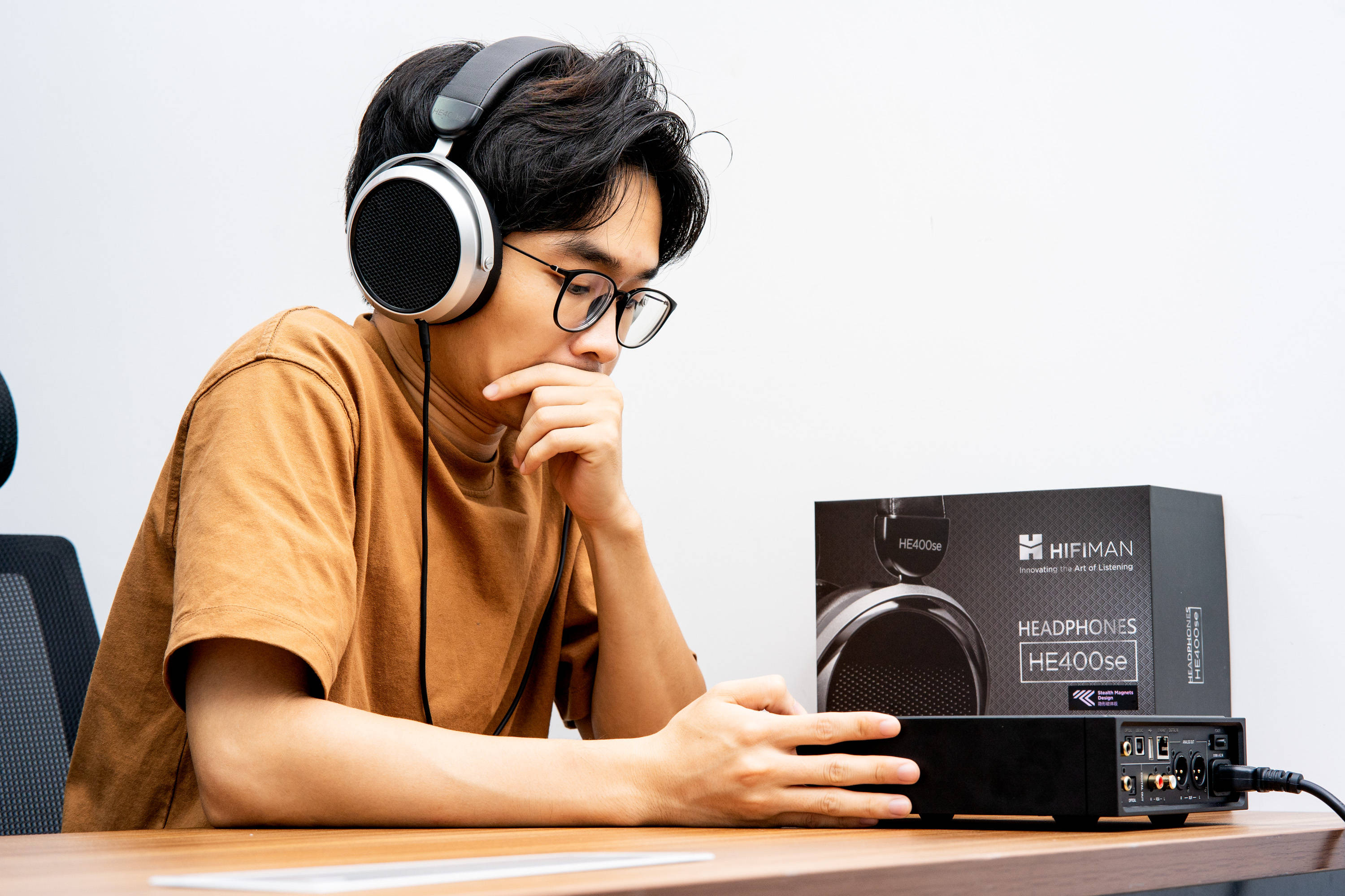 平板|千元级入门平板耳机新选择，HIFIMAN HE400SE隐形磁体版值得一玩