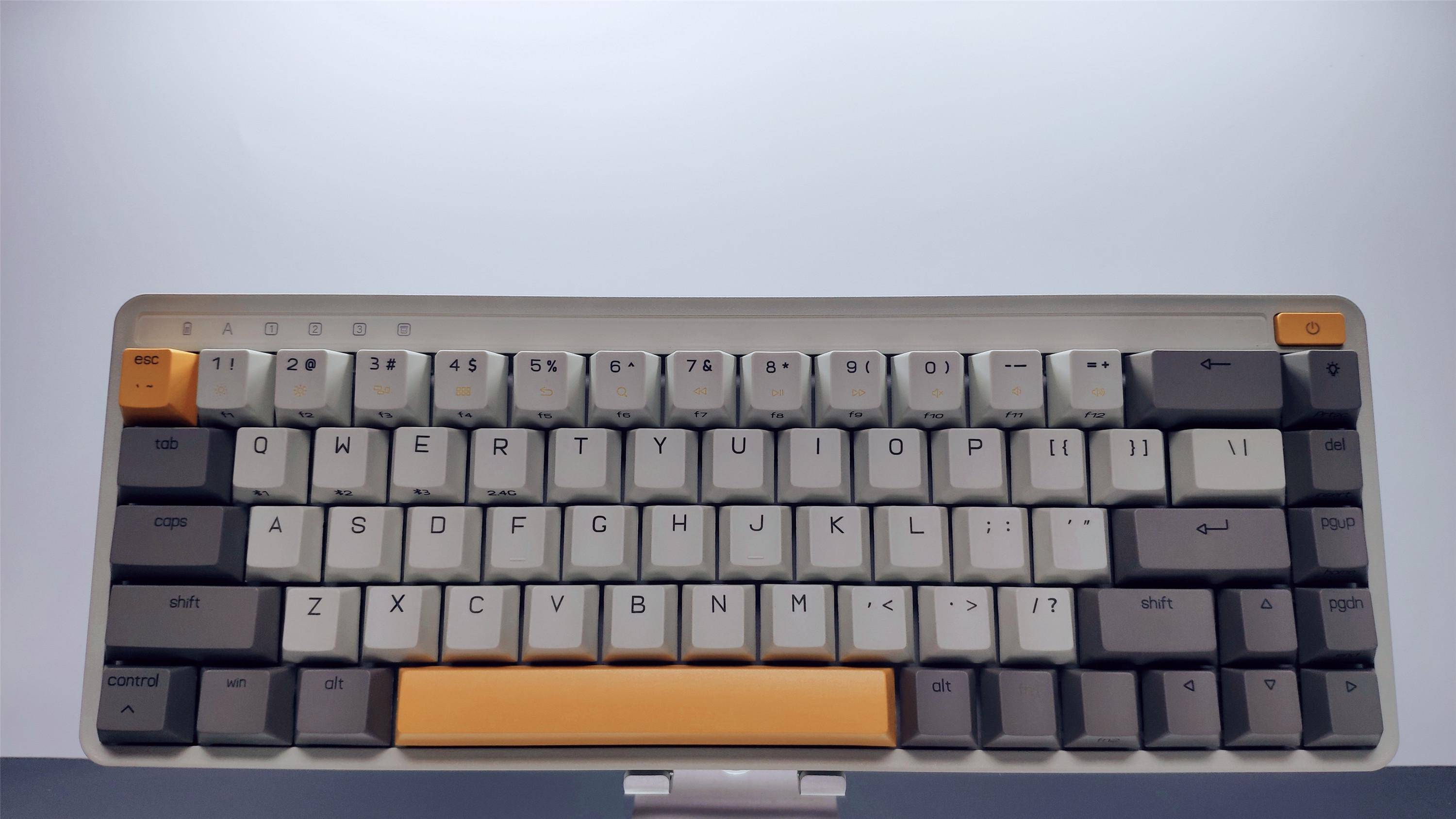 触发|米物三模K19机械键盘：近乎完美的平价键盘