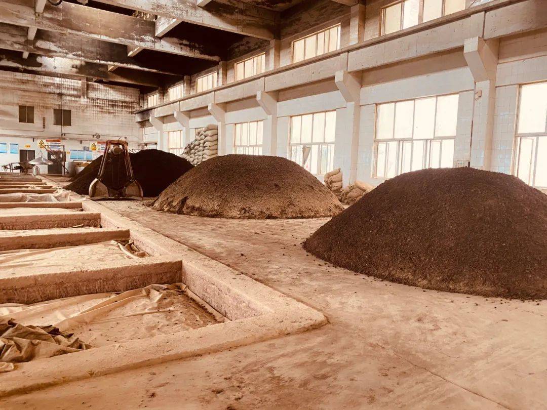 金酱61手酿大师经典酱香酒