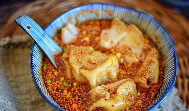 辣椒粉|这早餐我家每周必做，女儿最爱，每次一大碗都吃精光，不烦没营养