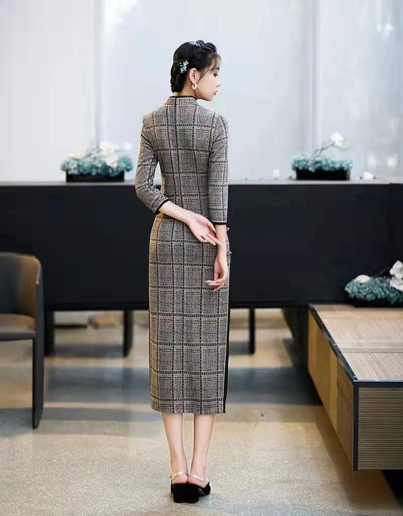 面料|现代改良版毛呢旗袍,寄托秋日的多情,做男性心目中的理想女性。