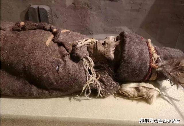 原创楼兰女尸历经千年头发丝还保存完好仅存五百年的楼兰并不神秘