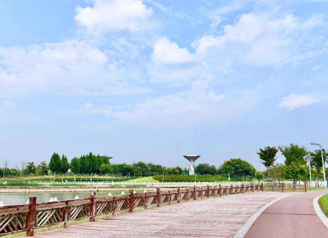 航空|多图预警 解锁航空港区初秋的N种颜色