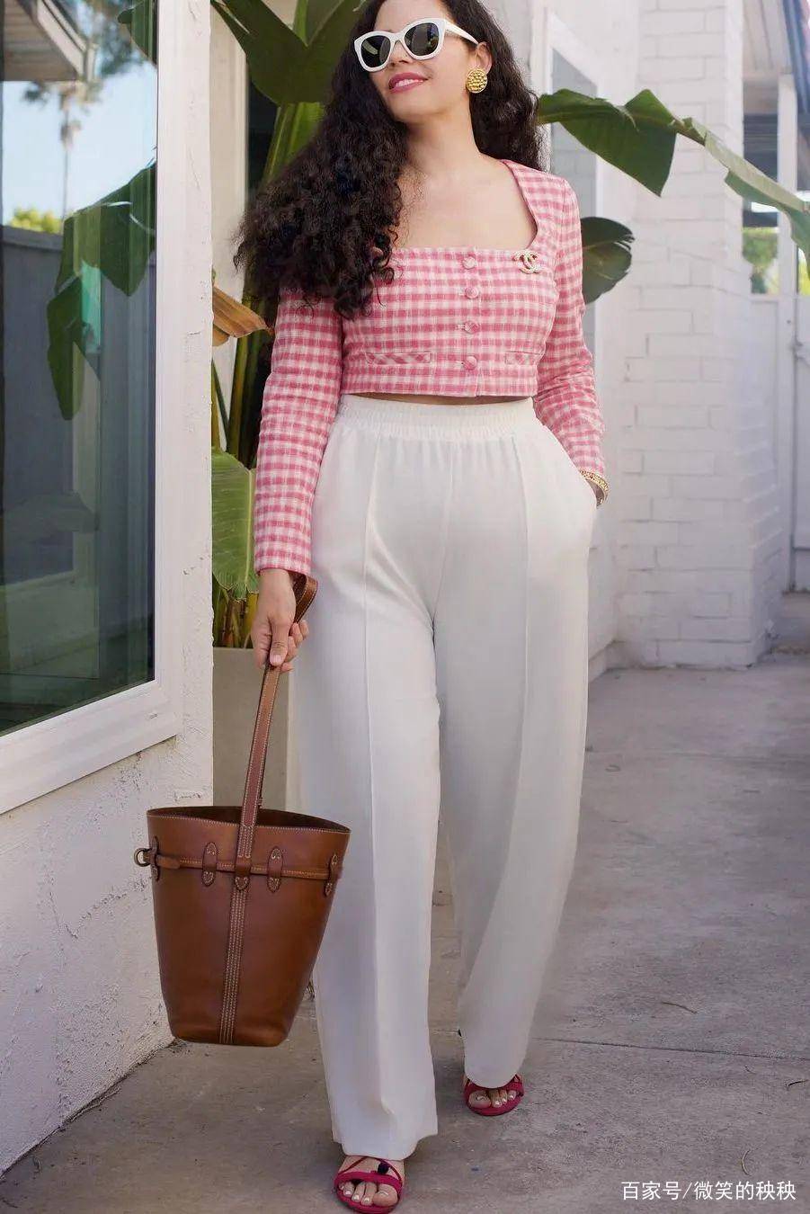 身材|入秋后买裤子，这一款真值得考虑，藏肉又有型