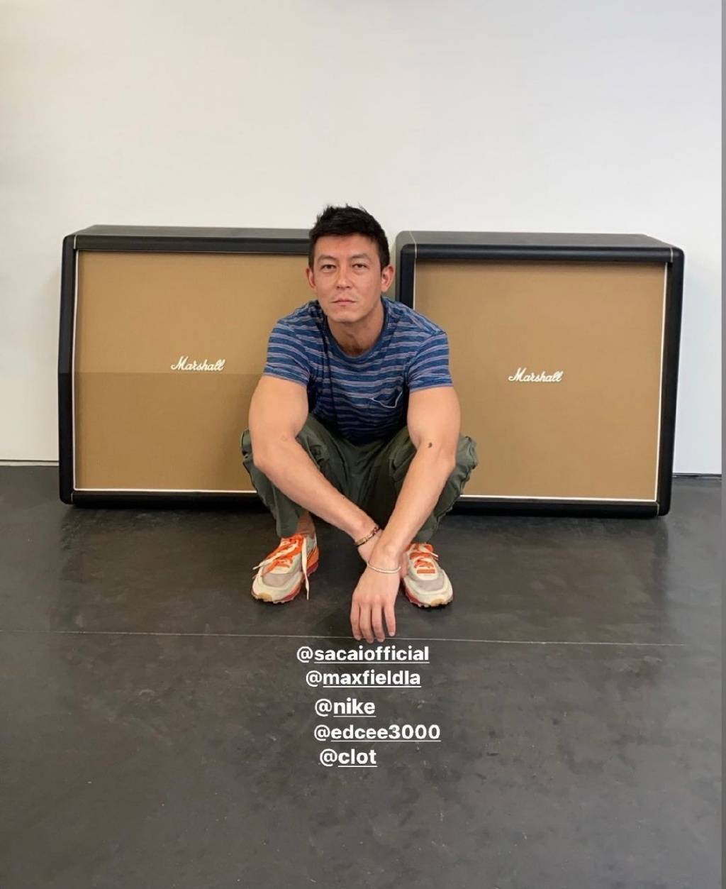 Alaia|陈冠希分享全家福，祖孙三代温馨同框，Alaia被烈日晒出表情包