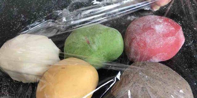 什么|蒸馒头时，冷水上锅还是热水上锅？面点师告诉你，馒头又香又白