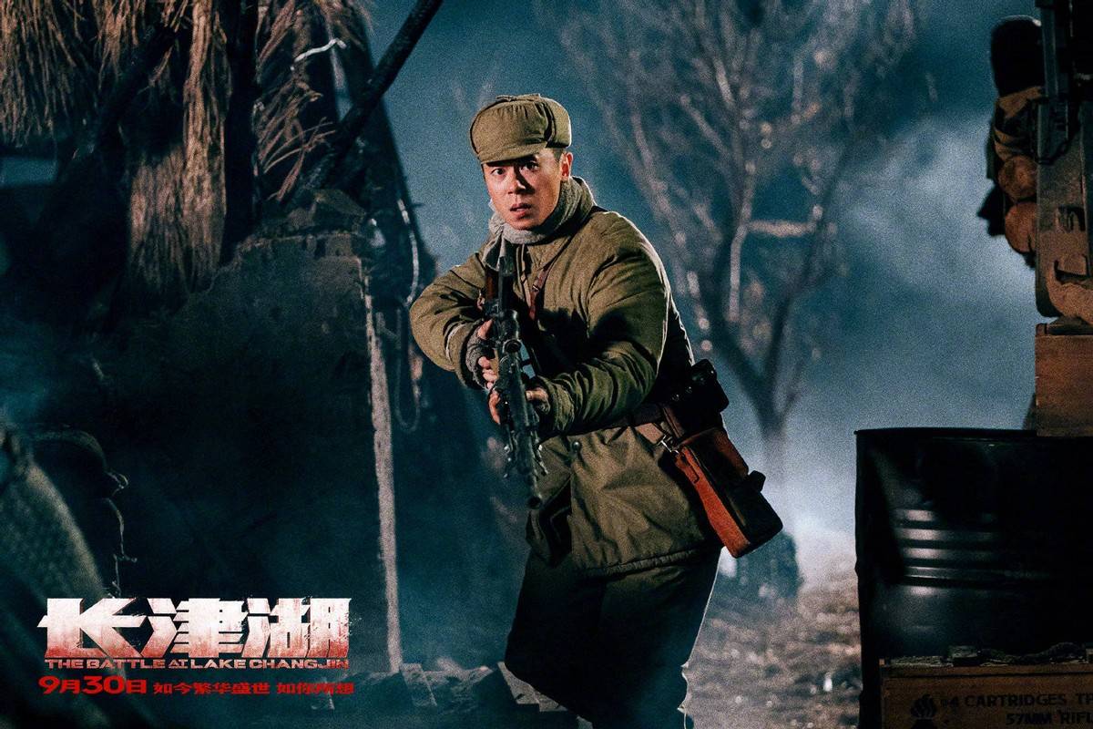 带感|吴京易烊千玺新片好带感！战场杀敌气势太强，网友：怎么这么燃