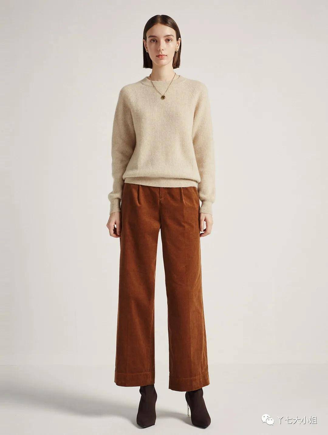 丁香紫|今天秋冬,一定要pick这两个颜色:丁香紫+市区褐