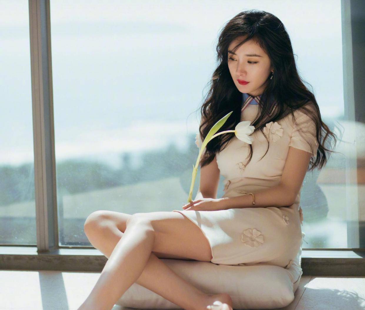 演技|他曾是快递小哥，因“长得帅”被杨幂一眼看中，如今火得发紫！