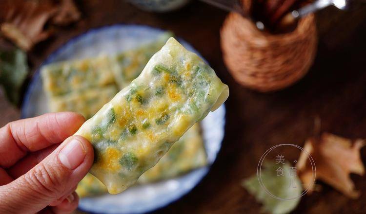 盒子|韭菜盒子新做法,不和面不揉面,煎2分钟出锅,外焦里嫩皮薄馅大