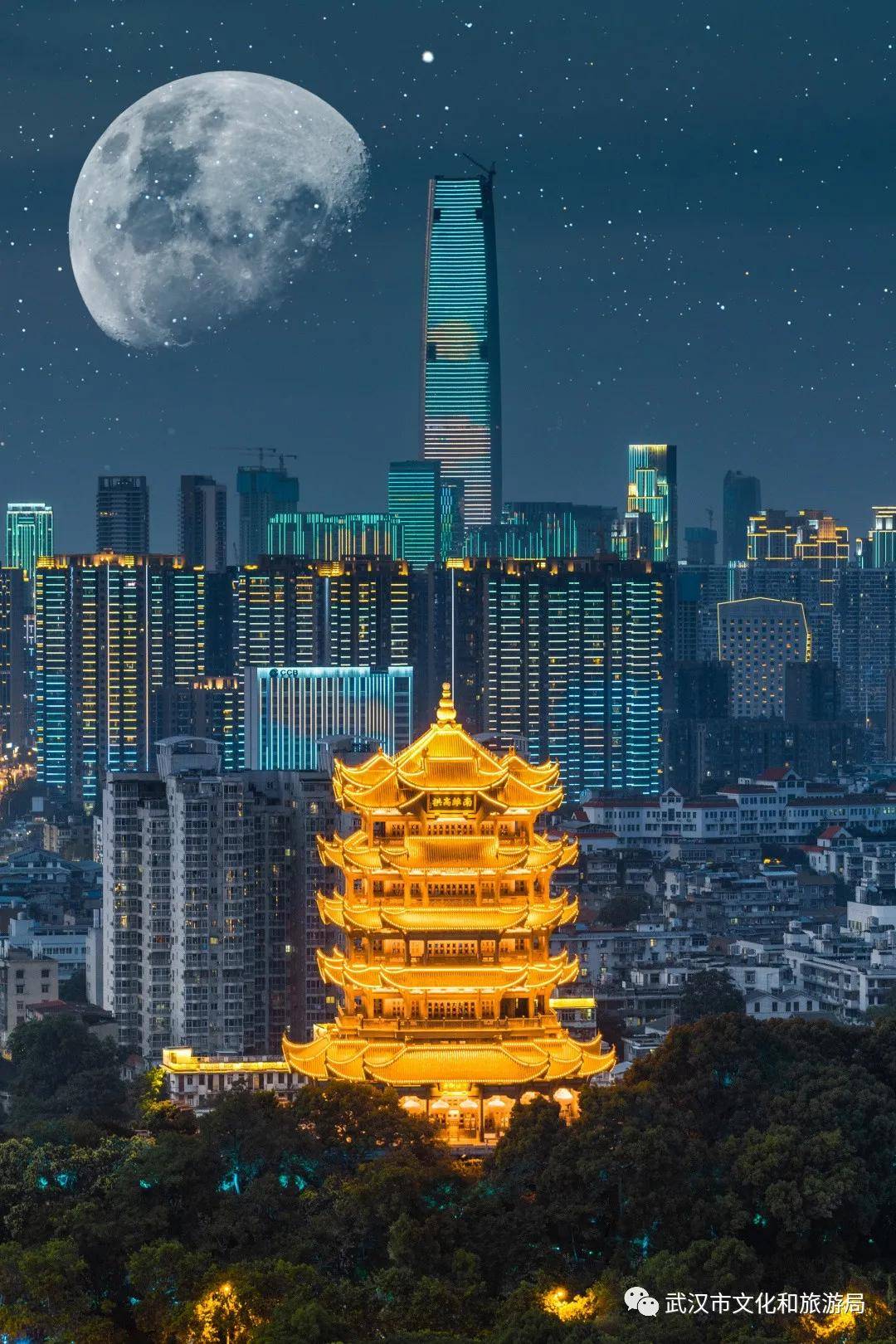 皎皎明月照江城的浪漫景象 在这个属于月的节日里 你会去哪里看月亮?