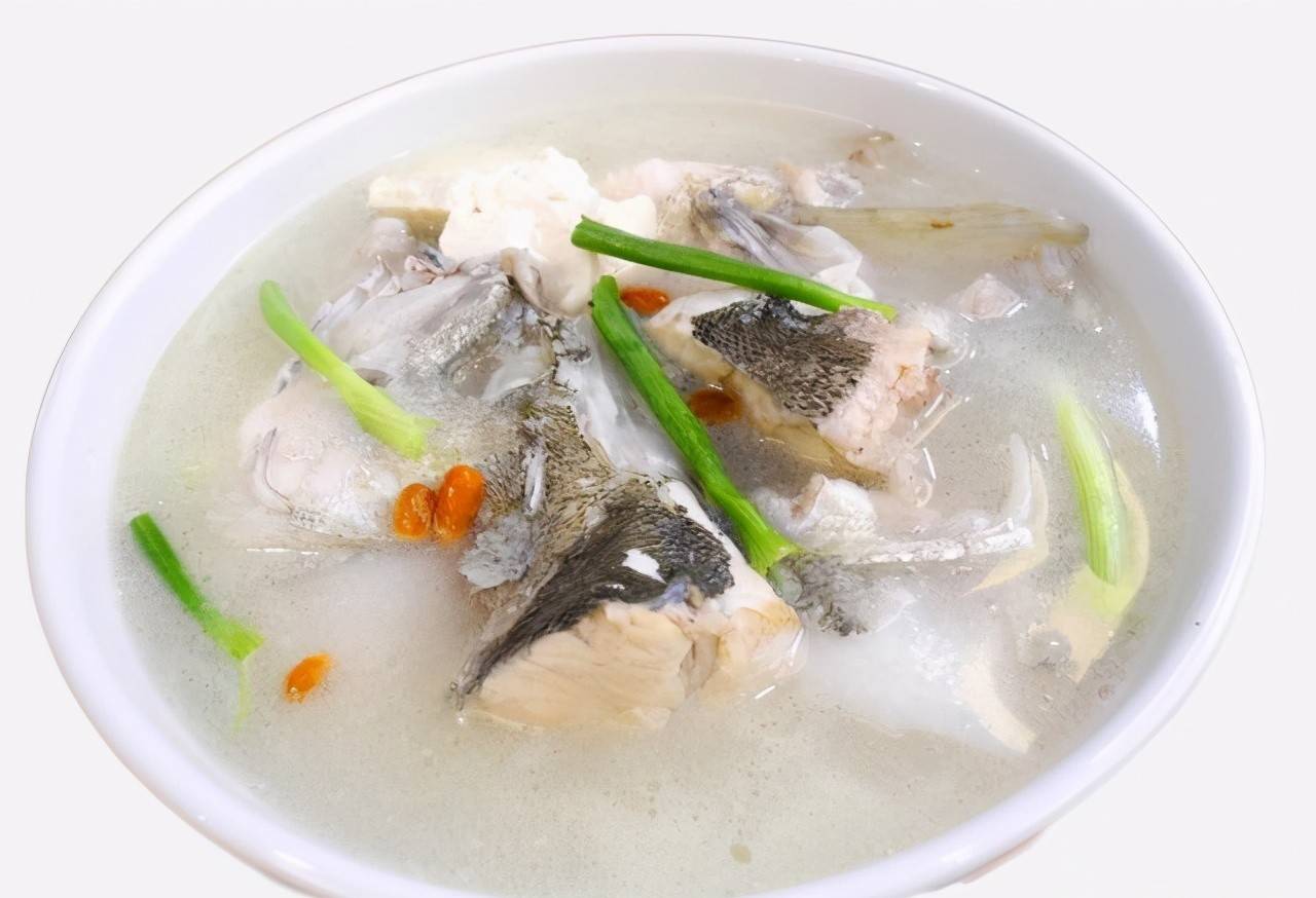 几款鲈鱼的美味做法鲜嫩可口好吃又营养