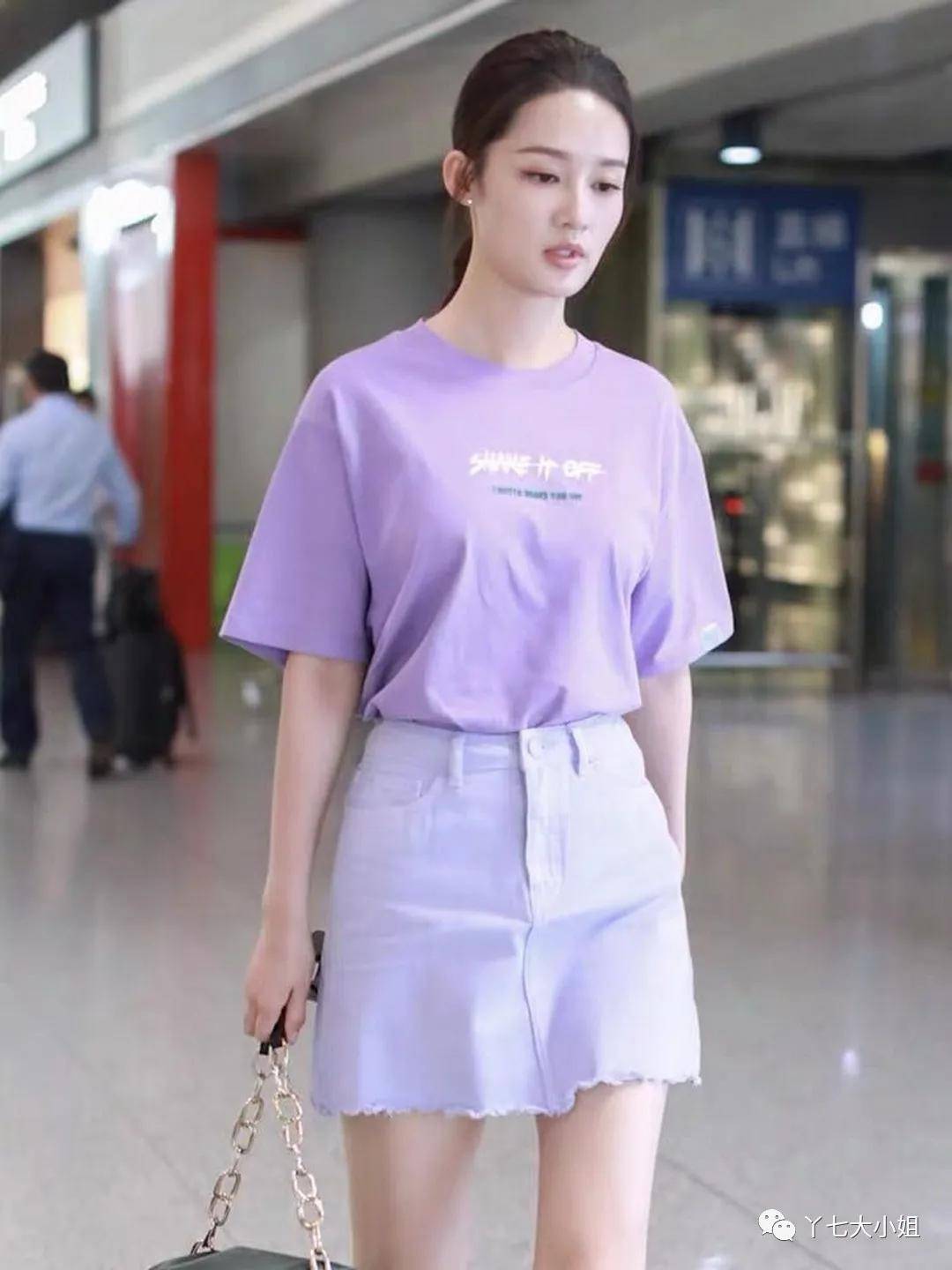 丁香紫|今天秋冬,一定要pick这两个颜色:丁香紫+市区褐