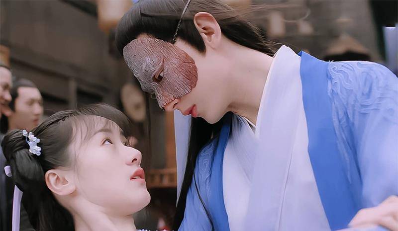 古偶剧|赵露思和袁冰妍新剧是同一个造型师，还被指和成毅有很多共同点？