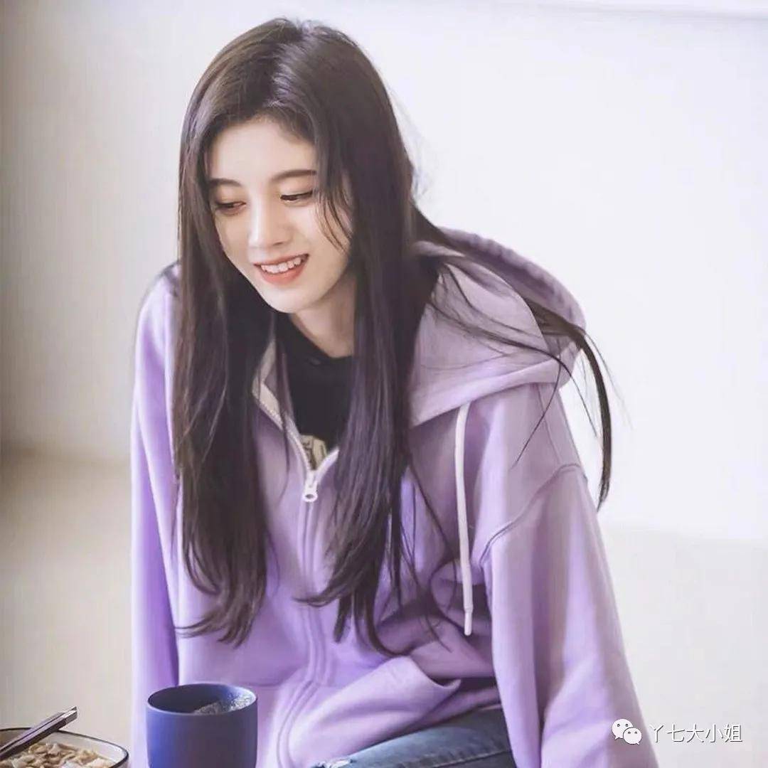 丁香紫|今天秋冬,一定要pick这两个颜色:丁香紫+市区褐