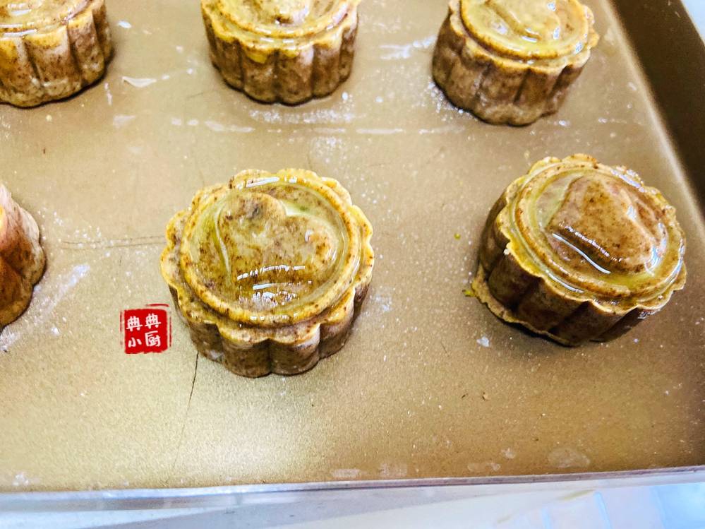 月饼什么时候回油 bd6b6296fce34b13998e7668fbd481d9.jpeg