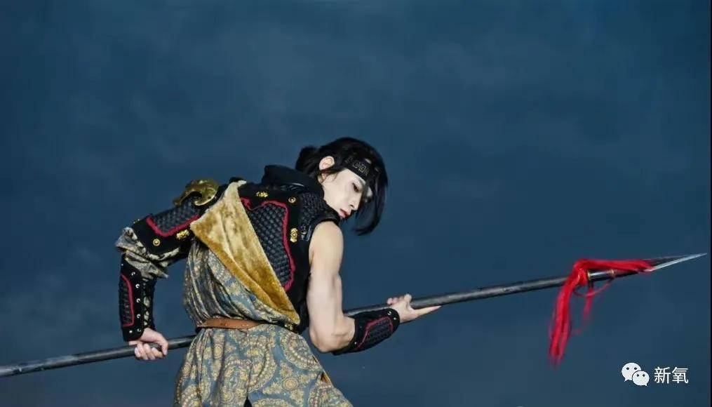 服装|是什么神仙造型，让娜扎这样的大美人还能颜值翻倍？