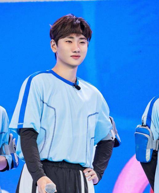 张雨绮|除丁程鑫外，《快本》还将加入两位常驻嘉宾？预告揭晓节目新走向