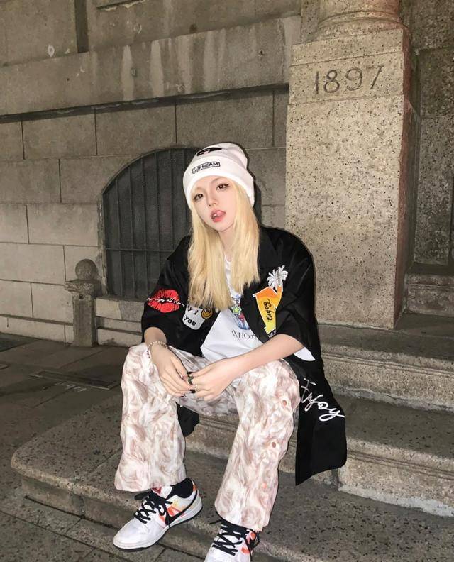 中性|今年火了一种穿搭叫做“无糖穿搭”，没有性别之分，谁都可以穿！