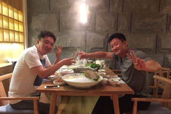 演技|用一顿涮羊肉,请来吴京客串电影狂收3.5亿票房,顺便还获得影帝