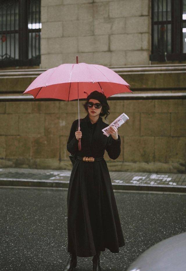 整体|三木果然是“穿搭教科书”,每一套穿搭都优雅高贵,照着穿准没错