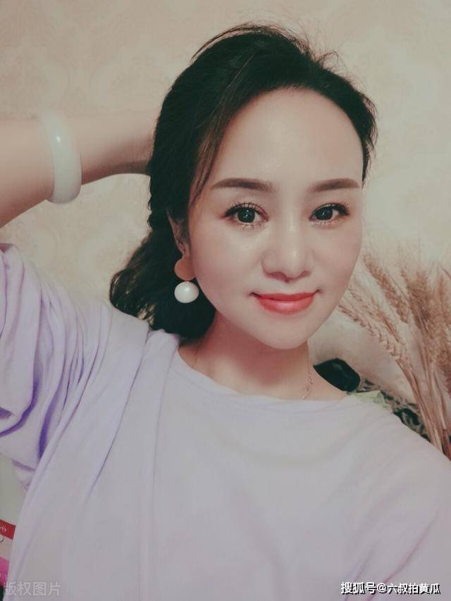 40岁的女人,有什么魅力?还有男人喜欢吗