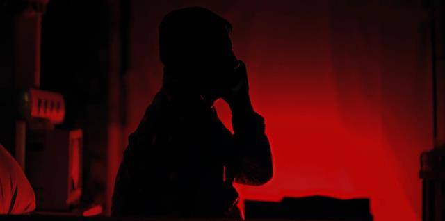 段奕宏|被吹上天的《双探》全是漏洞，还好有这两个优势撑着全剧！