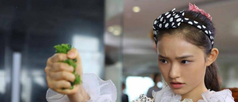 情节|《美人鱼》上映就翻车！一星二星满屏飘，克拉拉身材成最大看点？