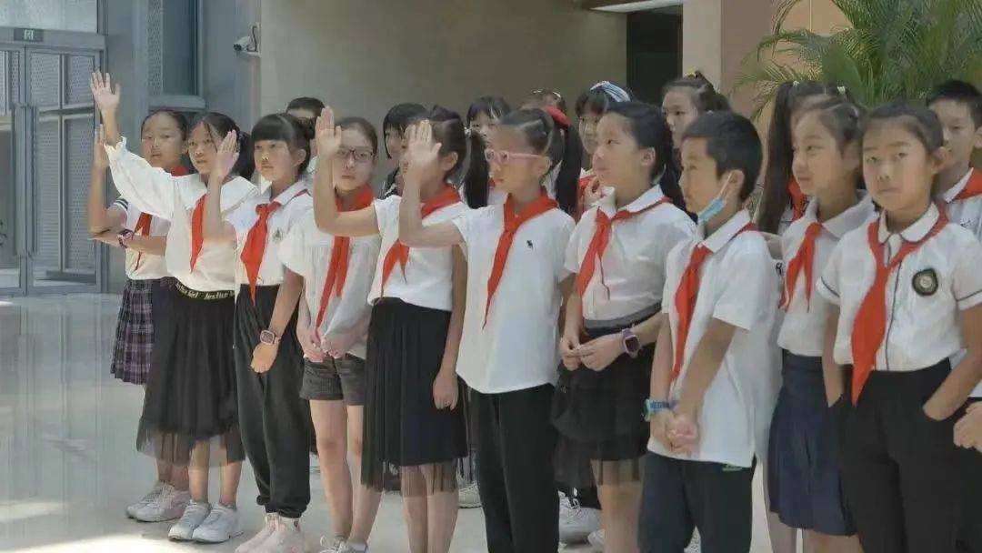 多少岁开始不是团员 d236b2e5340d4aeda773024492cbb1dd.jpeg