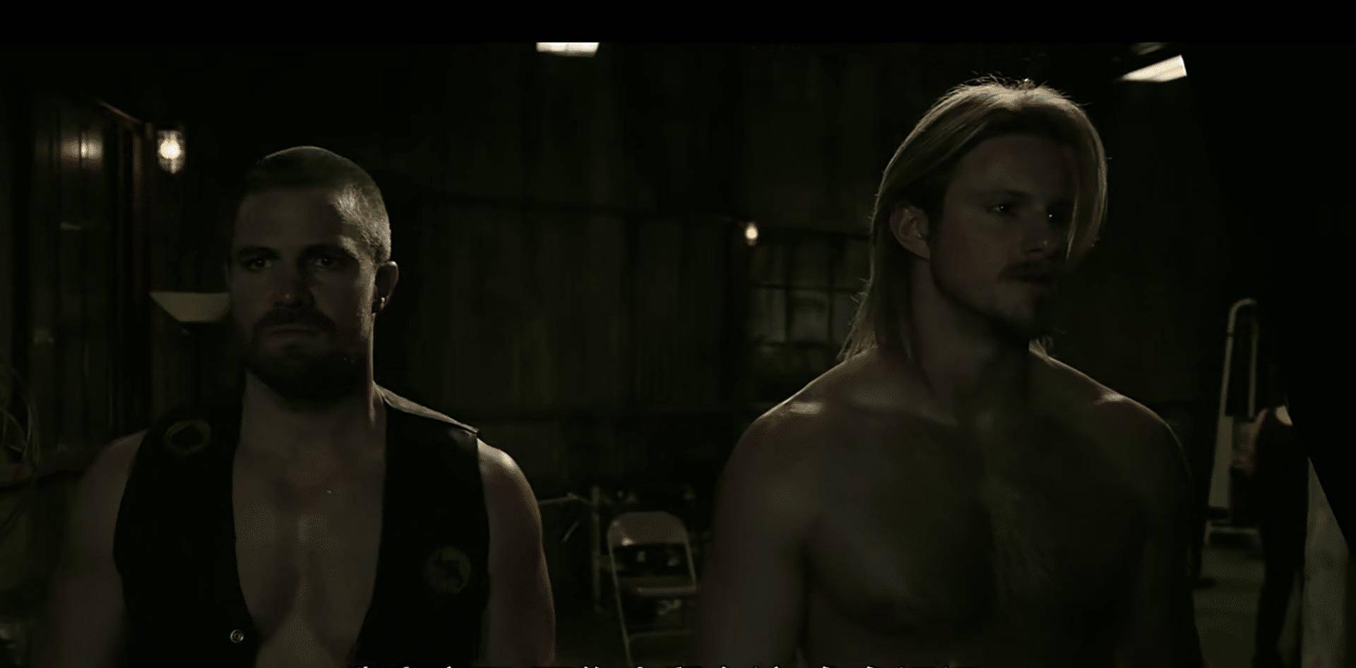 兄弟|绿箭侠转型摔角手，上演激情四射的兄弟对决！