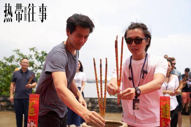 往事|很好奇什么样的悬疑片，值得彭于晏为之暴瘦32斤，男神变修理工？