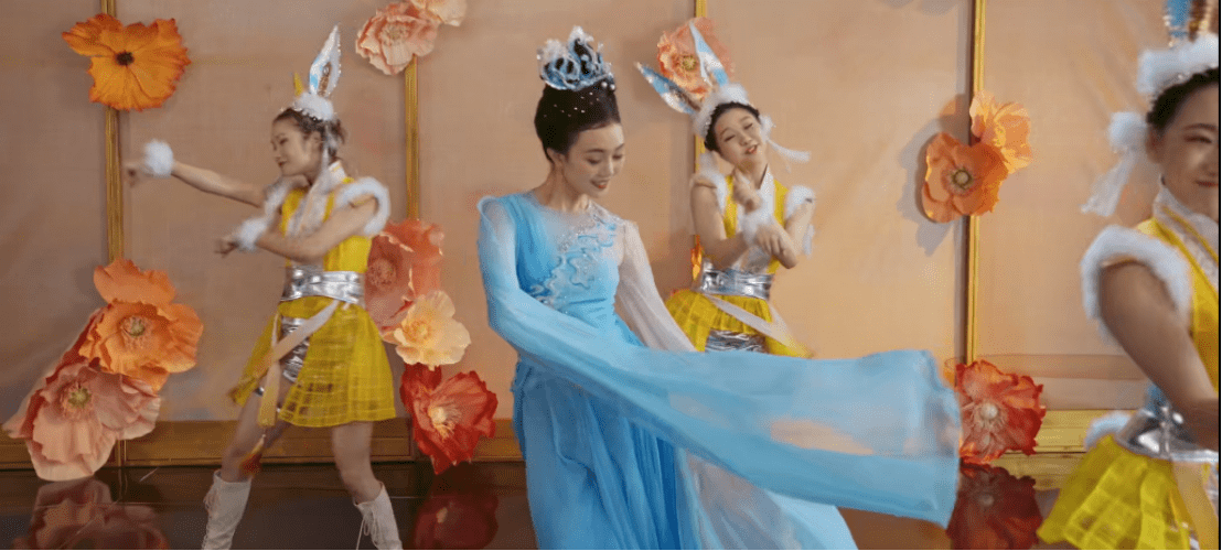 原创宇航员牵手嫦娥国人骨子里的浪漫是河南卫视的这出广寒宫