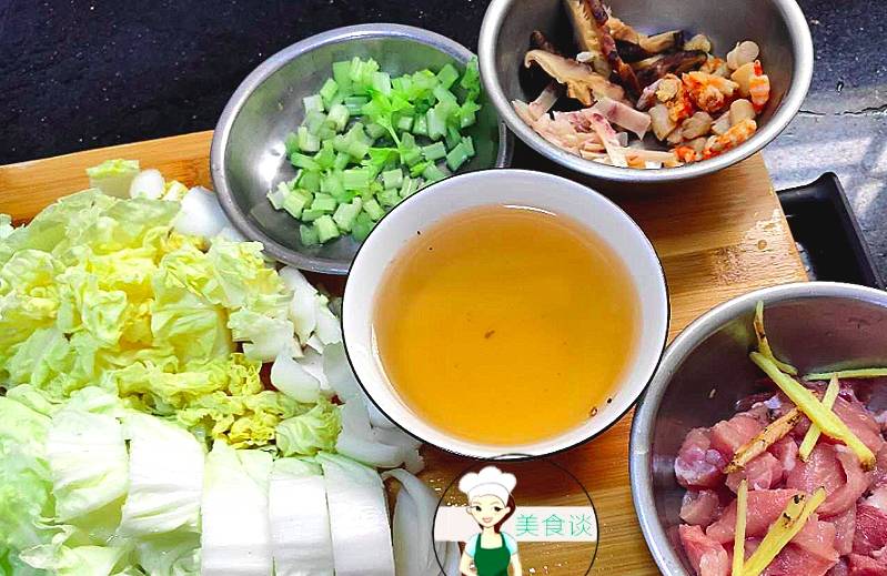 全家人|天凉了,这样煮一锅,饭菜全都搞定,有菜有肉,早餐吃它能量爆棚