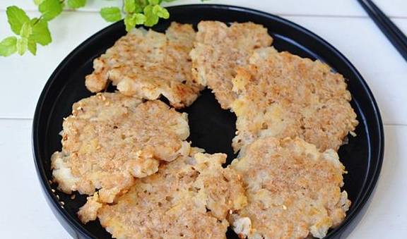 关系|秋天做早餐,我从不用面粉,这2个食材搭配,柔软蓬松营养翻倍!