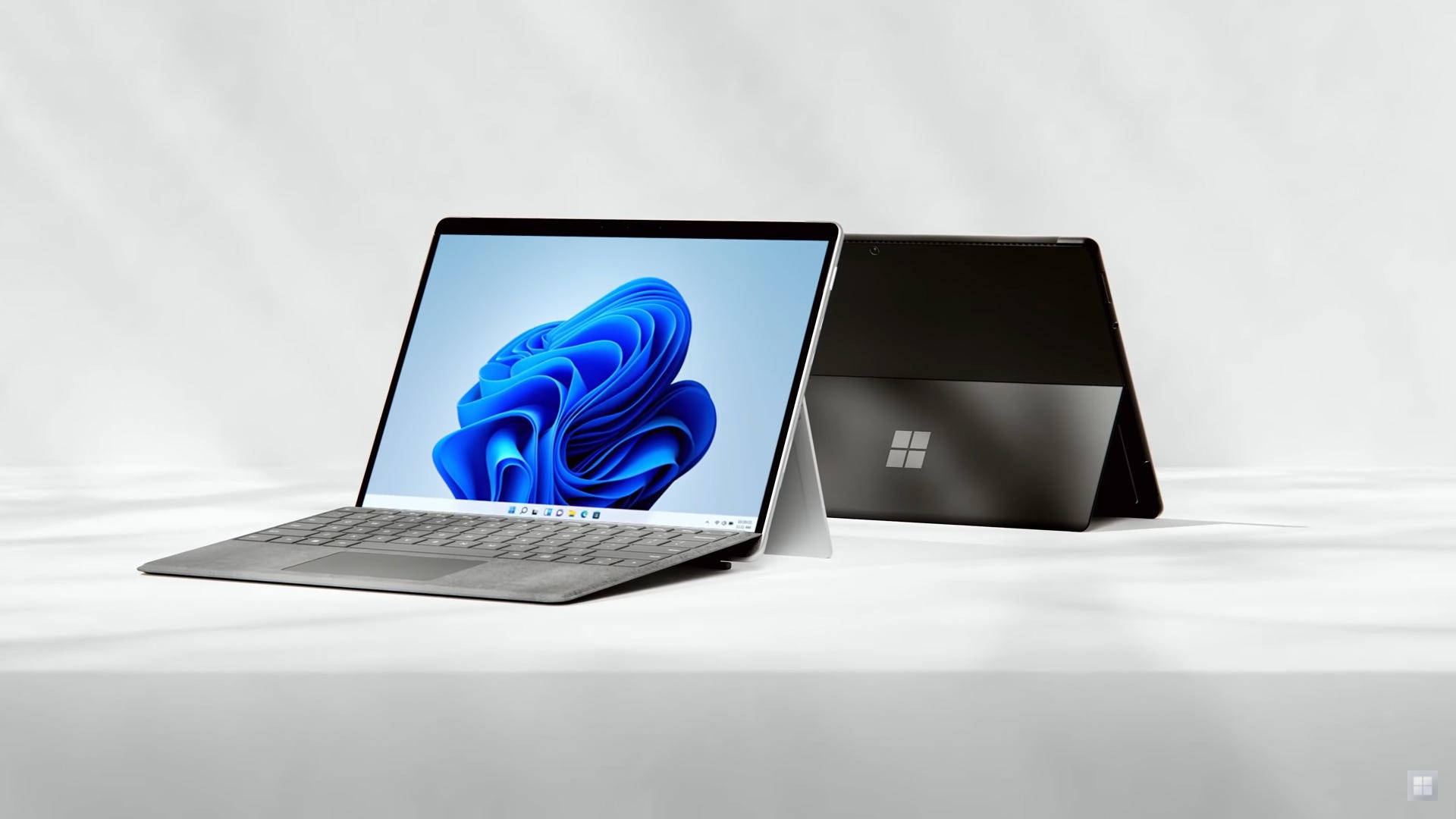 接口|微软硬件新品齐发布：这回亮点是Surface Laptop Studio