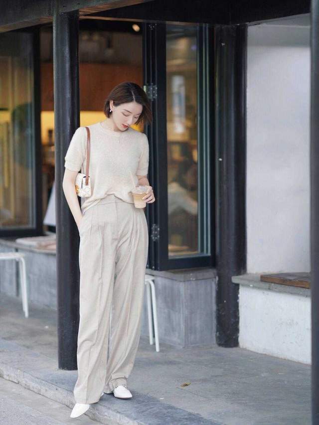 西裤 适合30岁女人的日常通勤风穿搭，简约大方有气质，普通人穿也好看