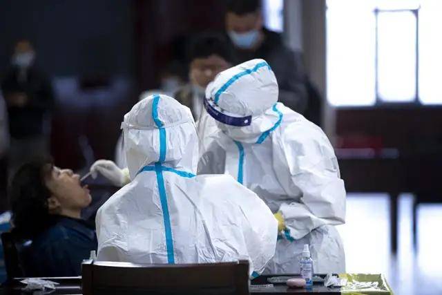 经验|无全员核酸检测，动态清零！张文宏和上海的努力终于被看到了