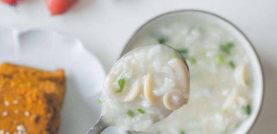 因为|男性晨起后的3个坏习惯，会逐渐掏空你的身体，比喝酒后果还严重