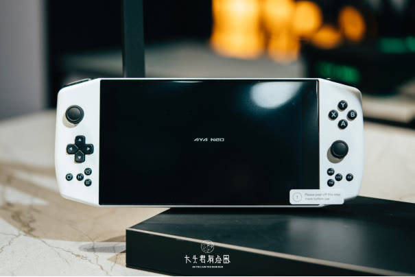 硬盘|一台AMD处理器的AYANEO游戏掌机对我来说都能做什么