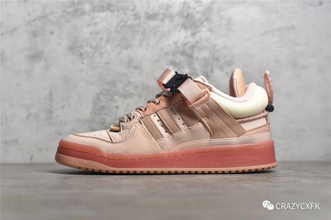 细节 阿迪达斯中秋兔 Bad Bunny x Adidas Forum Low 联名低帮运动鞋