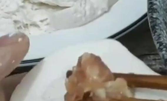 美食|湖南特色早餐“肉坨子”看着像汤圆,咬一口鲜香味十足,你尝过没