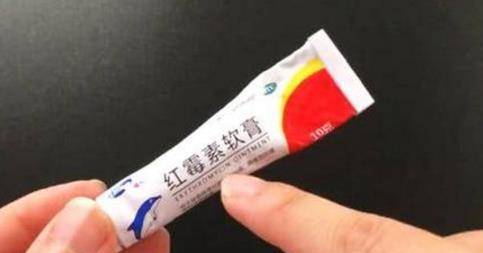 什么时候可以用红霉素药膏 74e0b25818eb4337a71df16273156026.jpeg