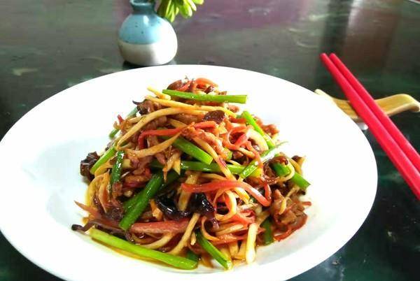 鱼香肉丝做法家常还放糖吗 85fd19d863d842a79007e9a578caeeb1.jpeg