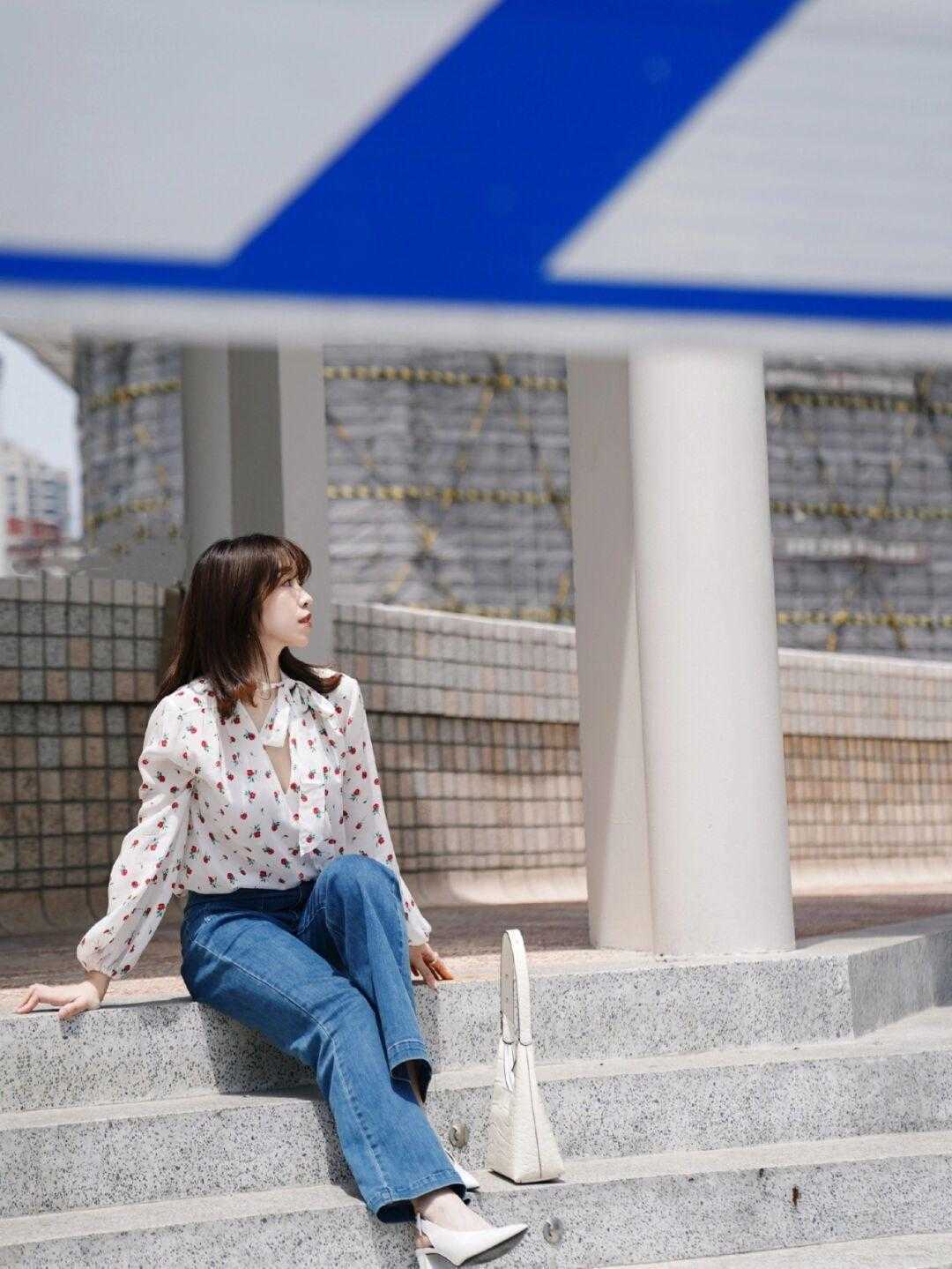 显得 穿来穿去，还是简约大方的气质穿搭最日常，舒适温柔不挑人